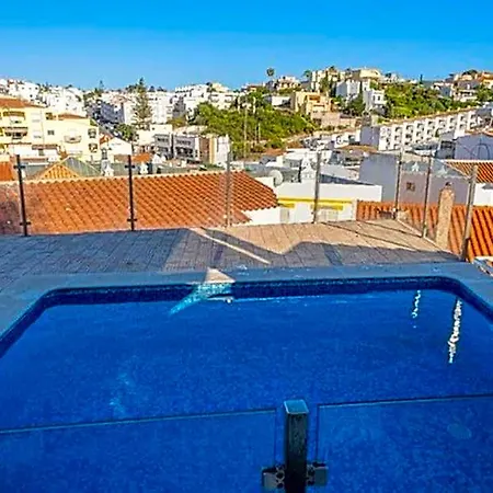 Sirocco Pool House Semesterbostad *